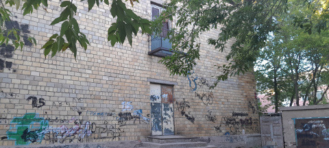 Проход между домами