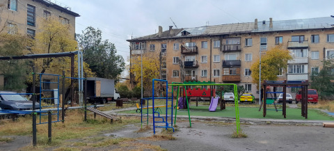 Двор - улица Первомайская, 3