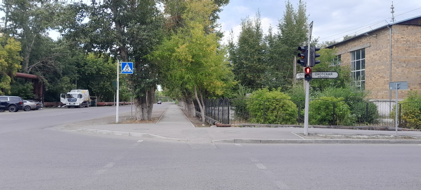 Перекресток Крылова - Охотская