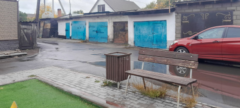 Гаражи Кржижановского, 21