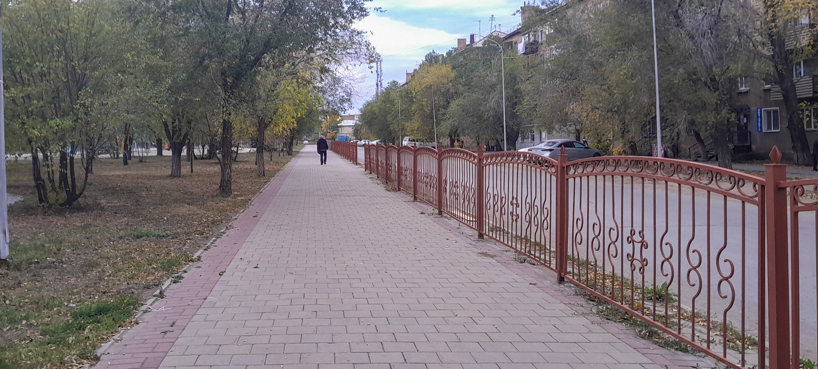 Сквер в 21-й микрорайоне