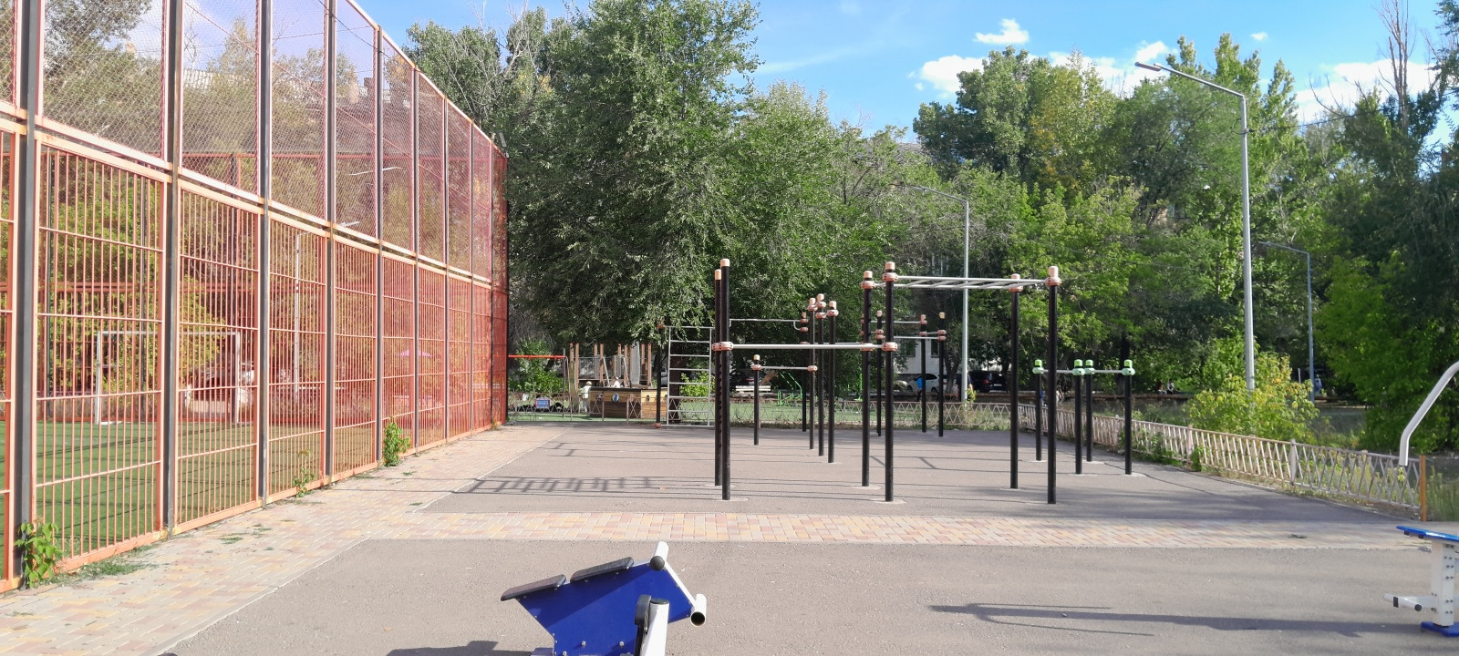 Футбольное поле пр. Назарбаева, 65
