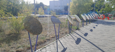 Возле стадиона
